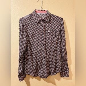 Cinch Button Down